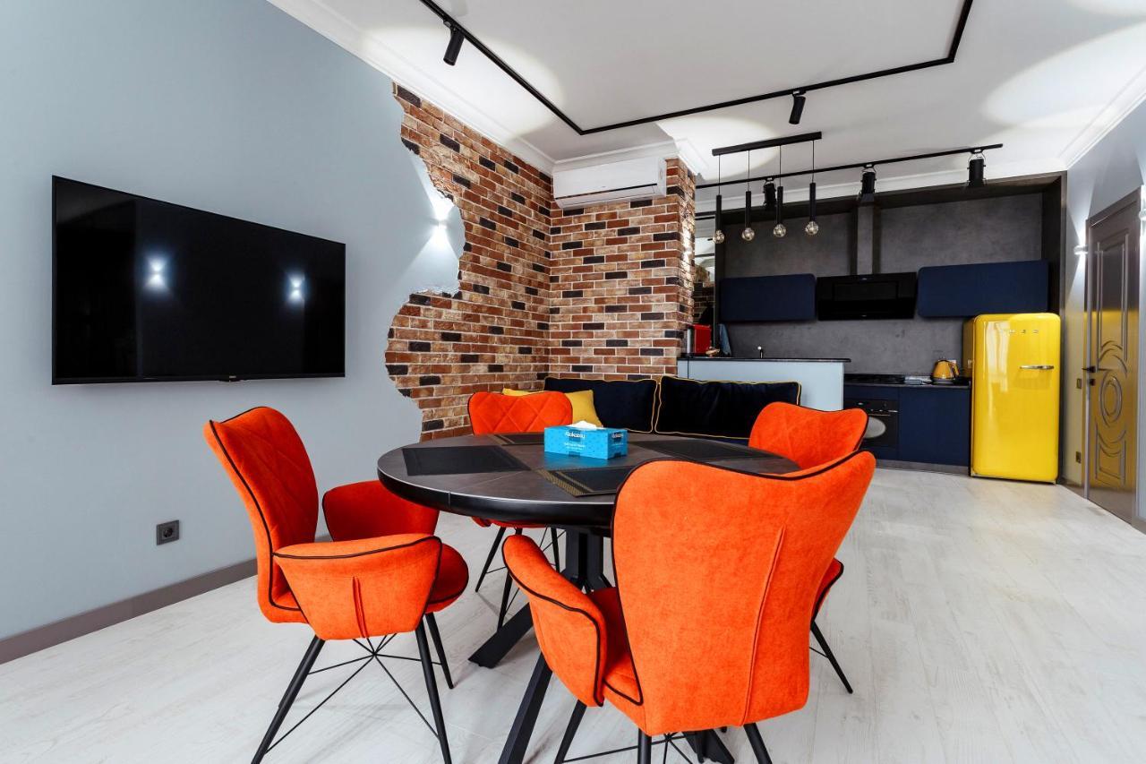 Vip Apartments With Sea View In Odessa Exteriér fotografie